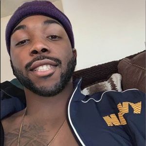 Meet your Posher, Leroy